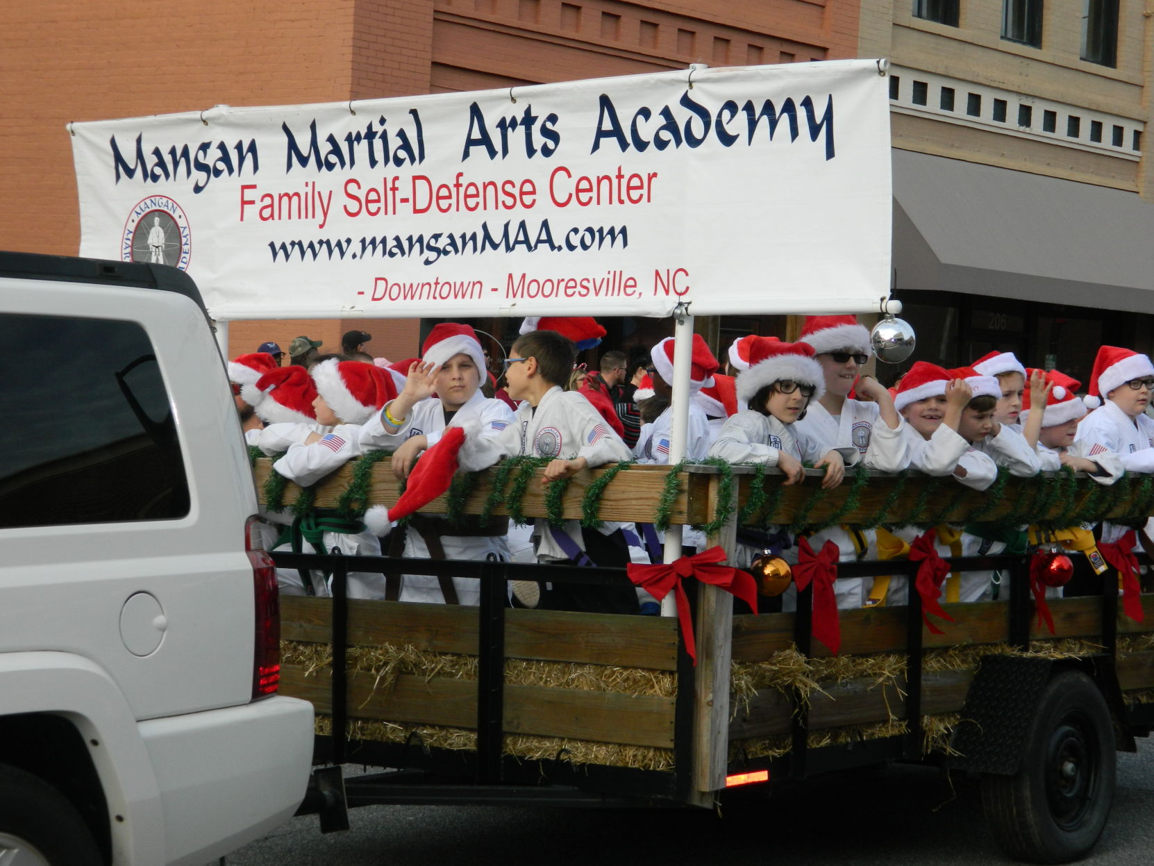 Mooresville Christmas Parade (239).JPG